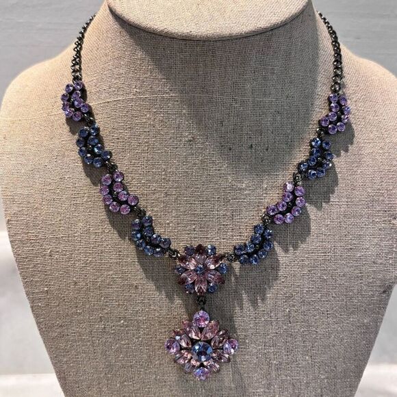 Vintage SNK Sparkly Crystal Drop Pendant Costume Statement Necklace Signed Blue - Picture 1 of 5